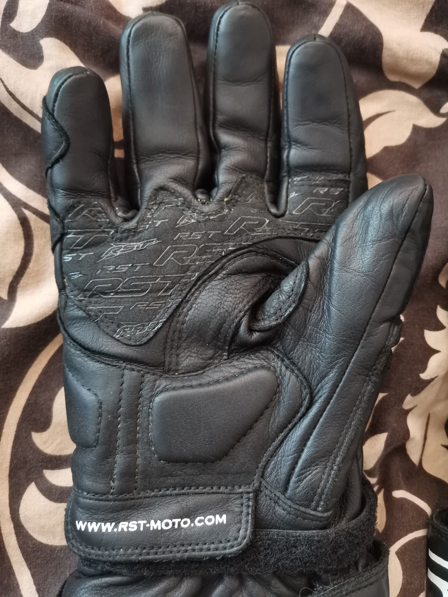 Кожени Ръкавици за мотор RST Blade Carbon, 2 вида