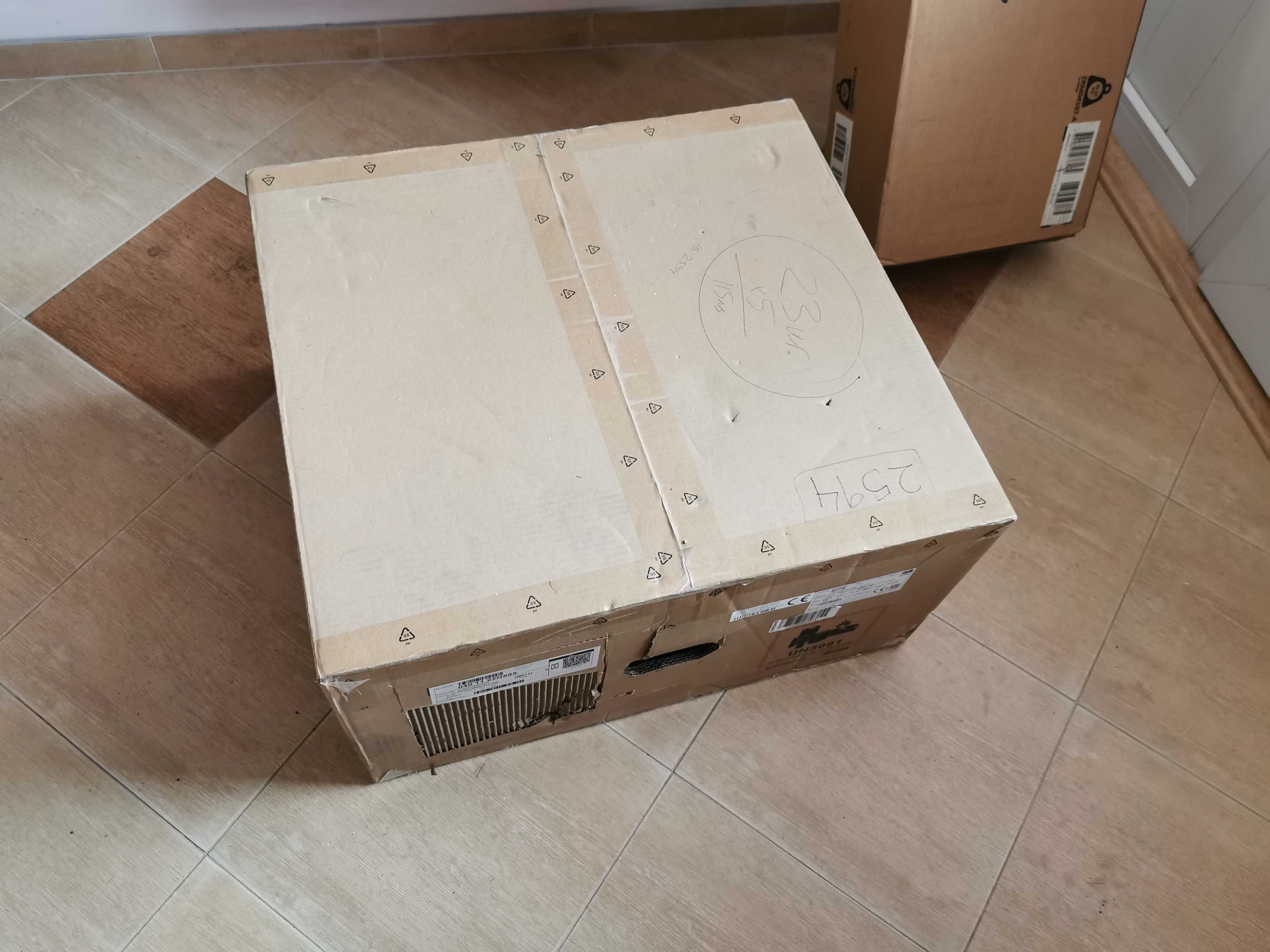 Нов 17 kW Huawei SUN2000-17KTL-M5 соларен инвертор