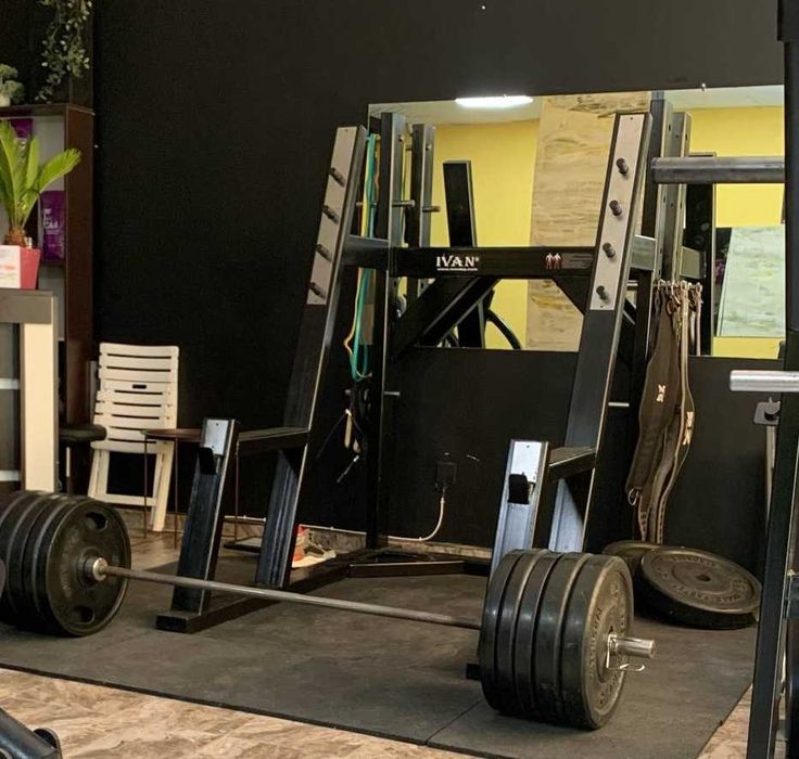 Професионална стойка за клек IVAN