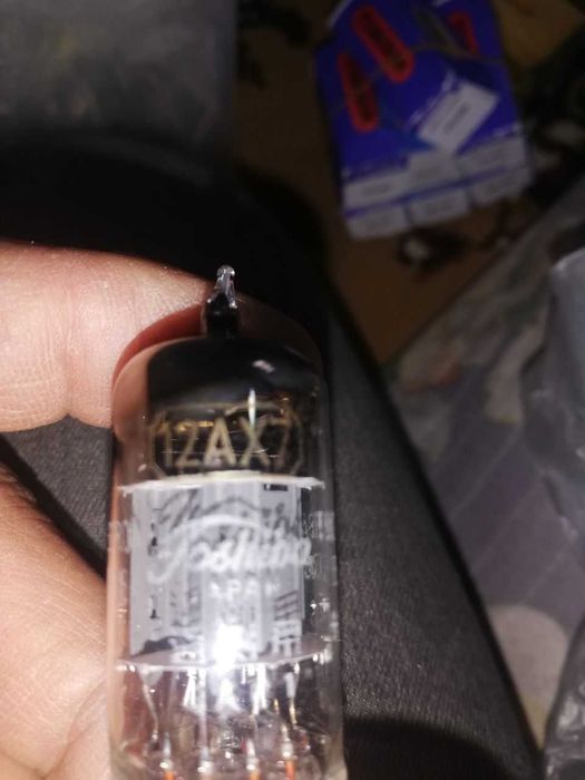 Продам Радиолампы 12ax7, 12au7 (Toshiba, Nec)