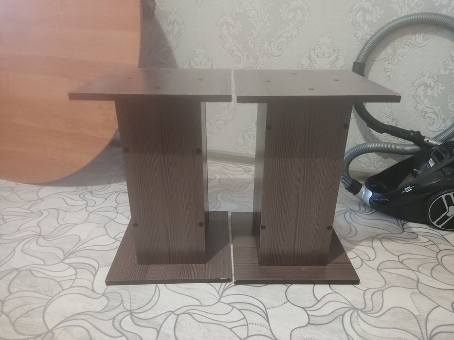 Продам стойки под колонки