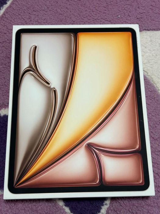 iPad Air 13" (M2) Wi fi+ Cellular nou sigilat