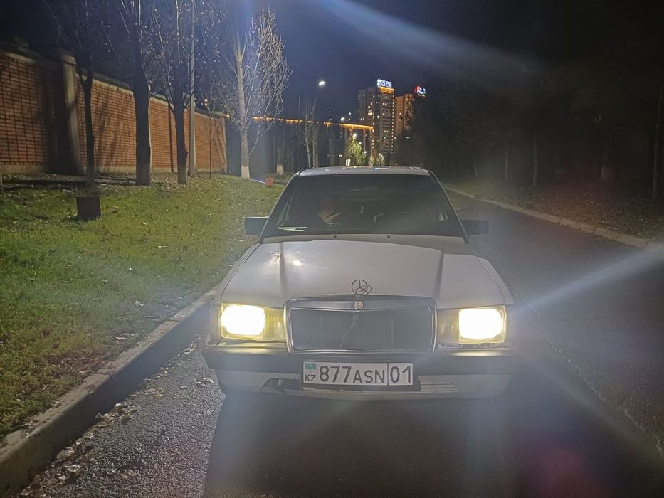 Продам Мерседес 190