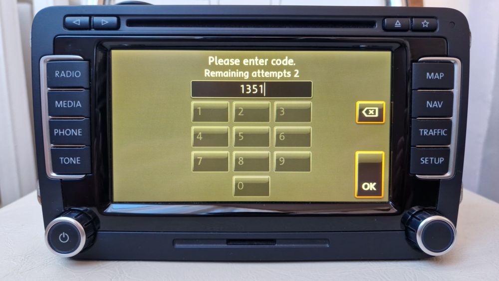 Navigatie VW RNS 510 LED ( 2014 ) + Harti + Cod Pin + Antena GPS !