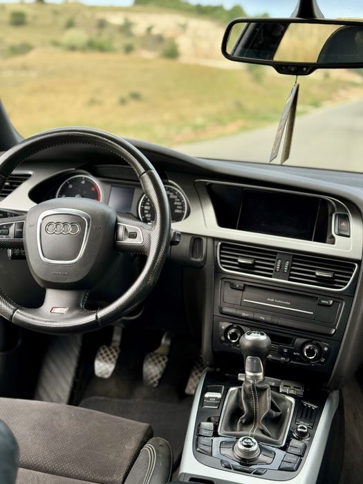 Audi A4 B8 S-line 2.0tdi