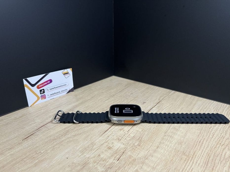 Apple Watch Ultra 2 49mm Titanium Black Band Second-Hand Foarte Bun 3