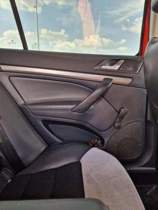 Fete uși din pile Skoda Octavia 2