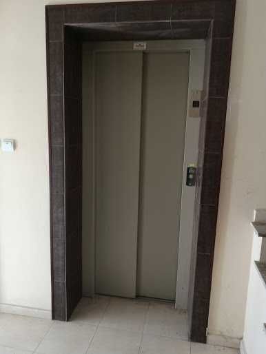 Продава се Хотел в Пазарджик, Изток - 360 кв.м за 778 €/кв.м - Снимка #3