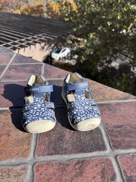 Sandale Biomecanics, masura 23