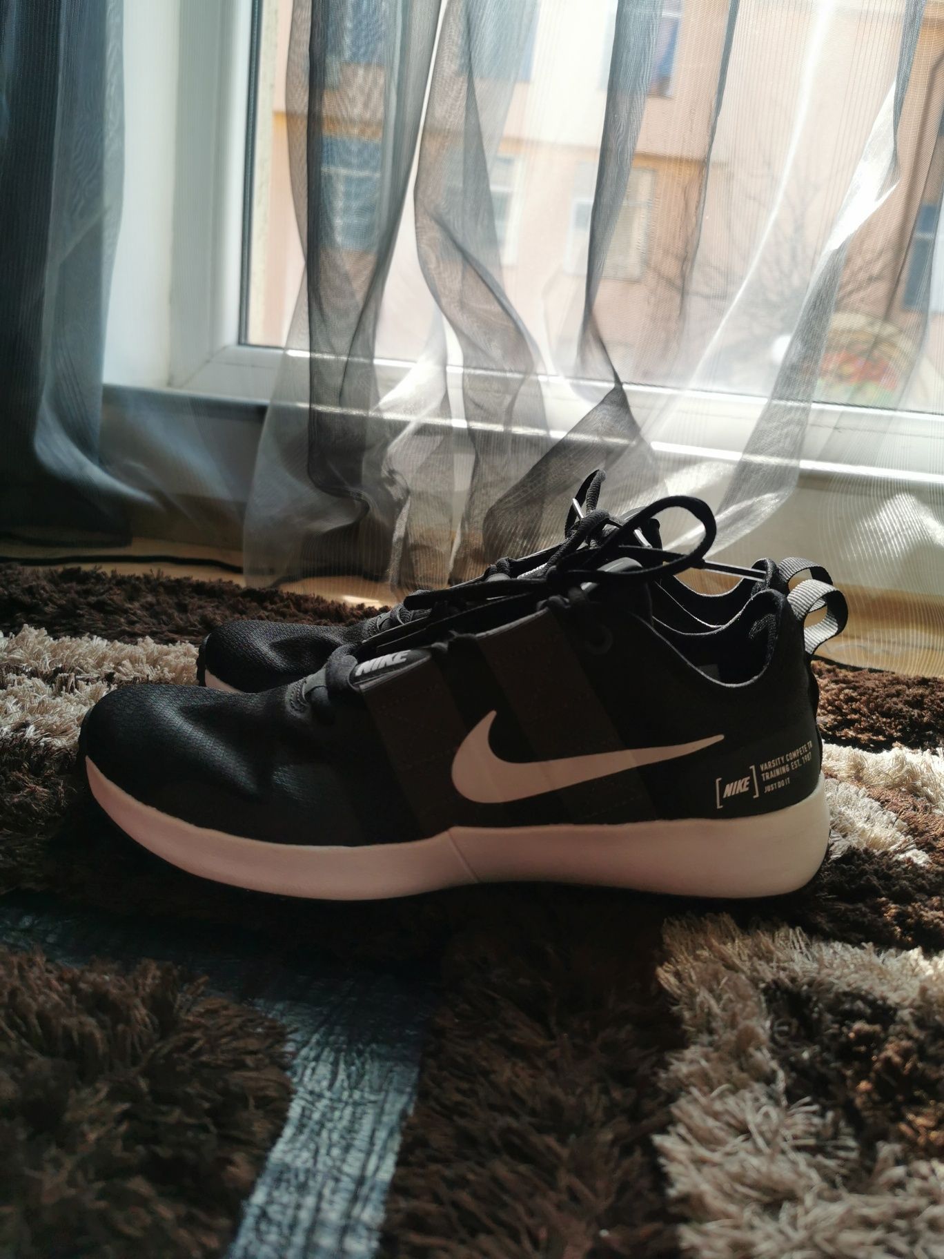 Nike Varsity Compete TR