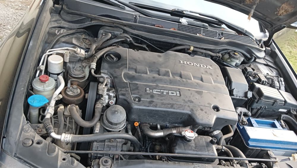 Vând honda acord Sedan motor 2.2, an 2005,in stare de funcționare,