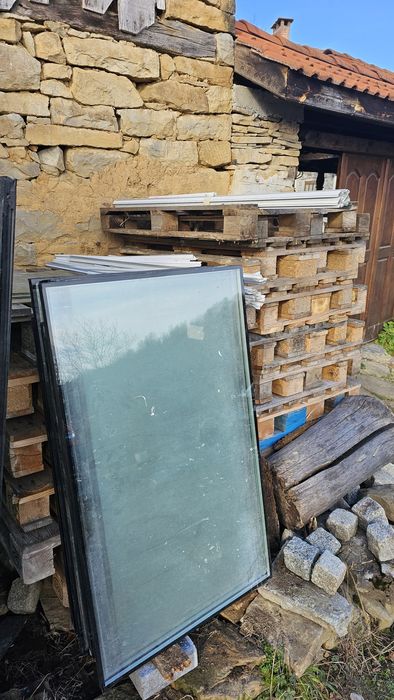 Дограма от ПВЦ с врати