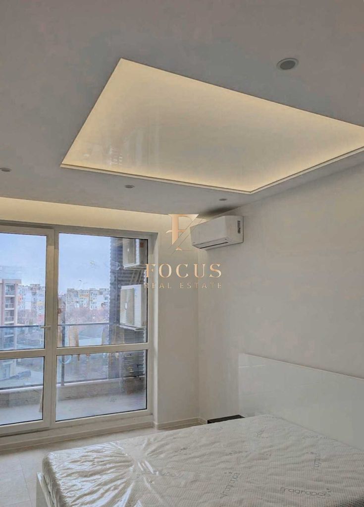 Продава се Двустаен апартамент в Пловдив, Тракия - 80 кв.м за 2060 €/кв.м - Снимка #2