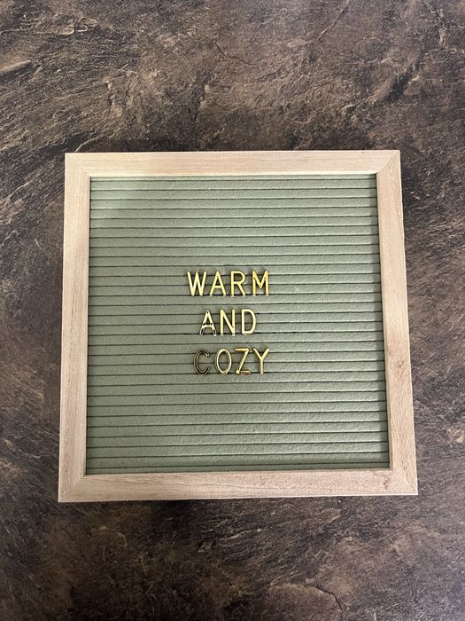 Decoratiune letter board