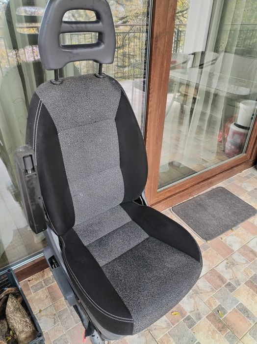 Scaun auto  Fiat Ducato , cu platformă rotativă