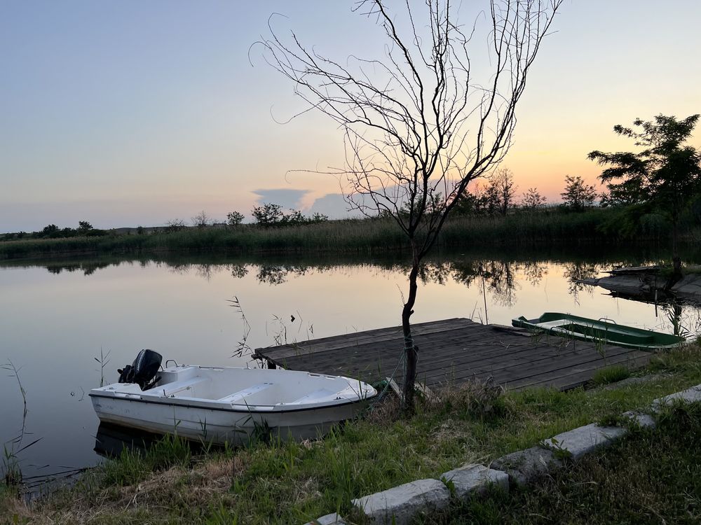 Balta pescuit/ferma piscicola 198 hectare,cu active imobile