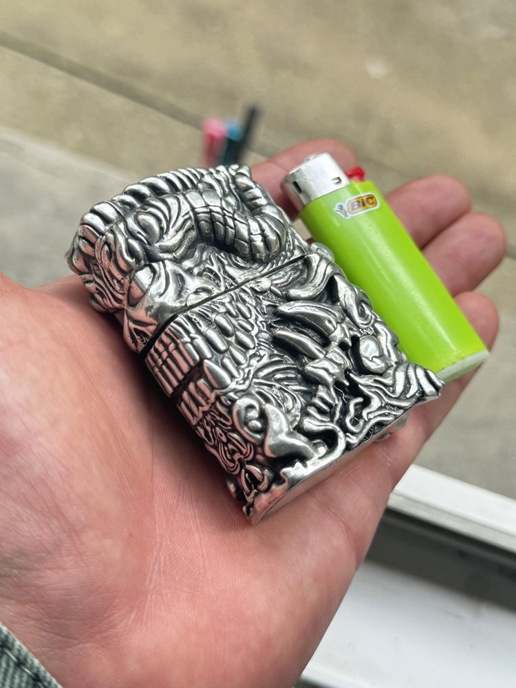 Bricheta Argint Alien Marcata 925 300 g interior zippo