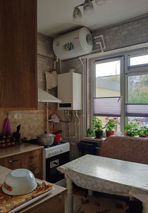 Юнусабад 18, 2/1/7 НоВоСтРоЙ КиРпИч Мебель Техника