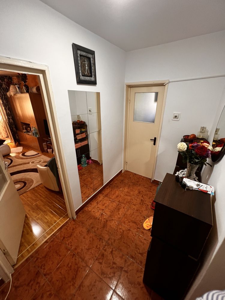 Vand apartement 2 camere bloc Z6