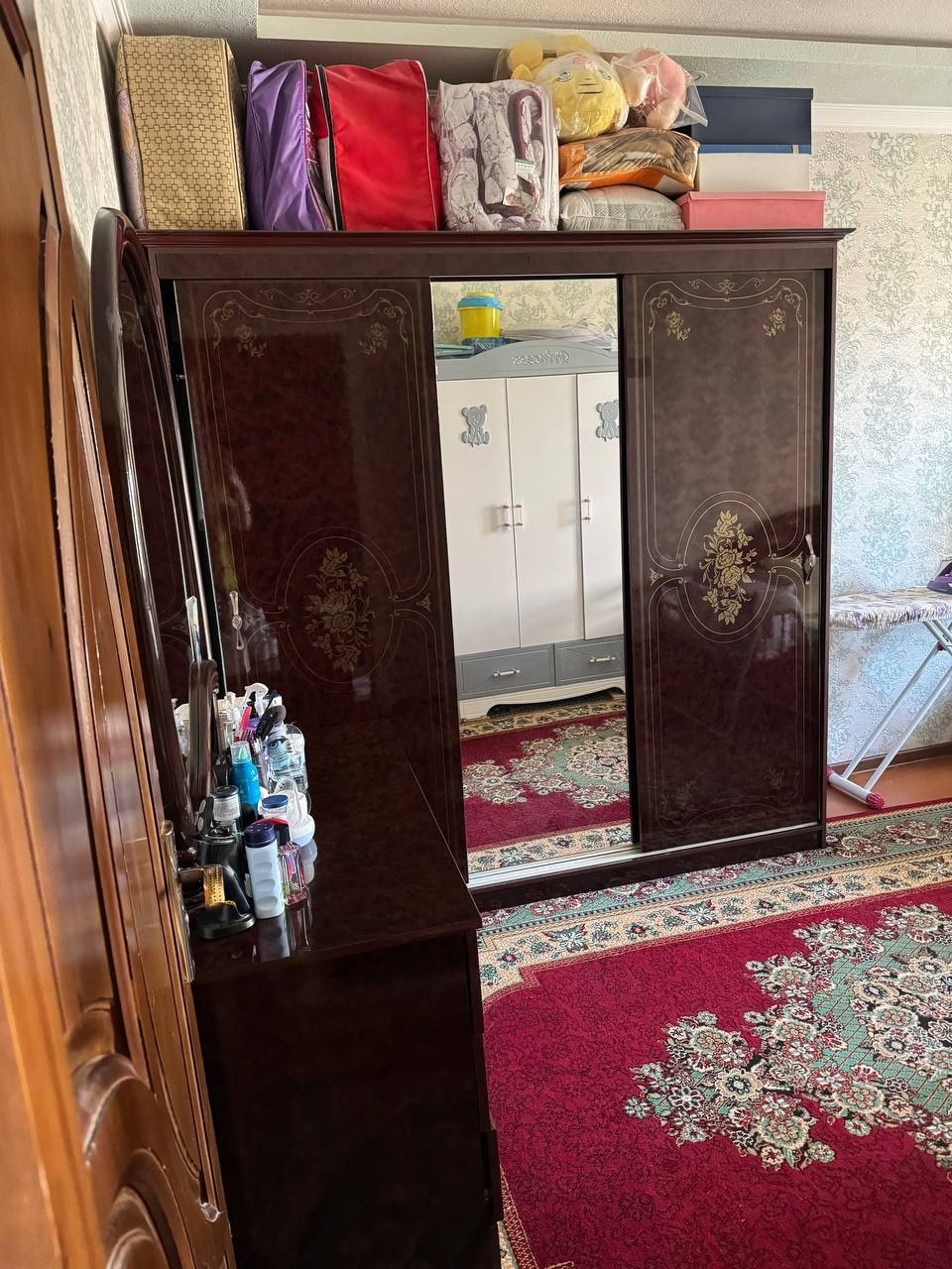 Квартира сотилади