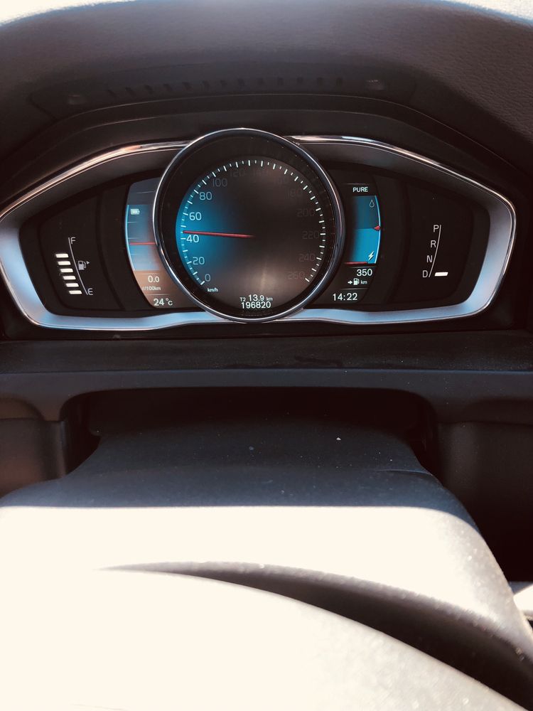 VolvoV60 hibride