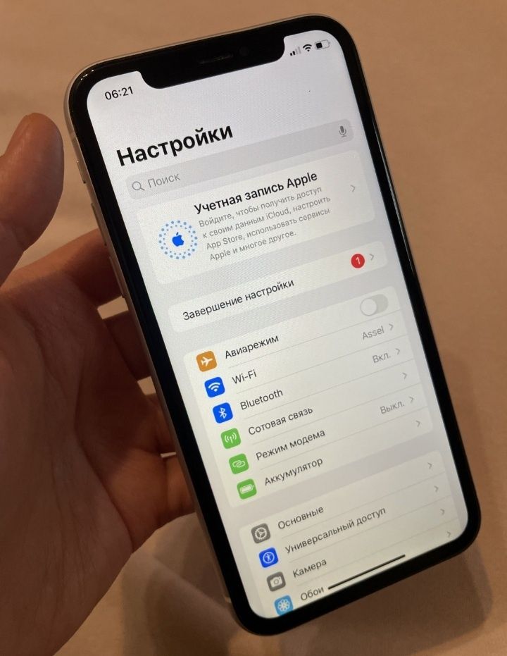 Продам Iphone XR.