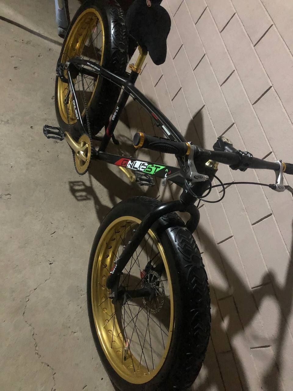 Velosiped sotiladi