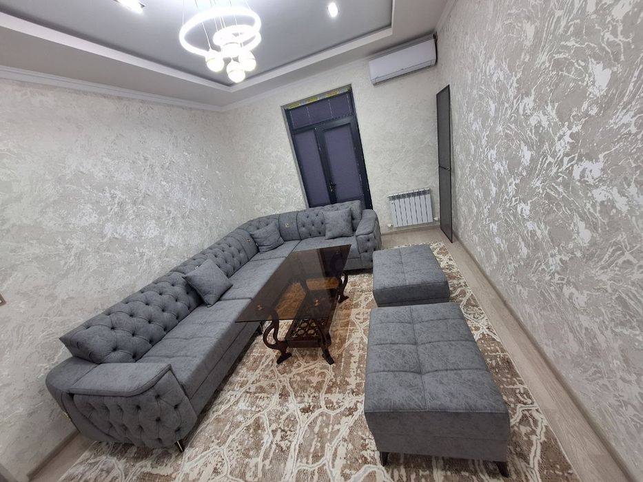 Столик продаётся Каленый стекло Журнальный столик Jurnalniy stol