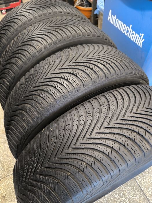 215 65 17 Michelin Зимни 4бр.