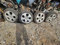 Джанти audi a3 8p 17  с нови зимни гуми