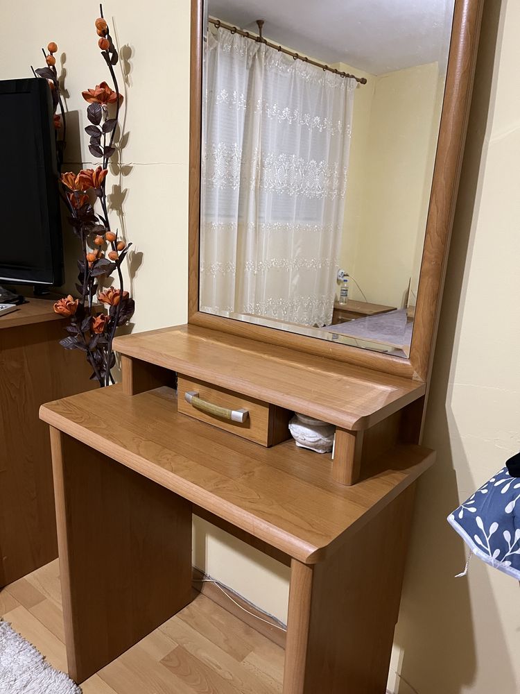 Мебели за спалня