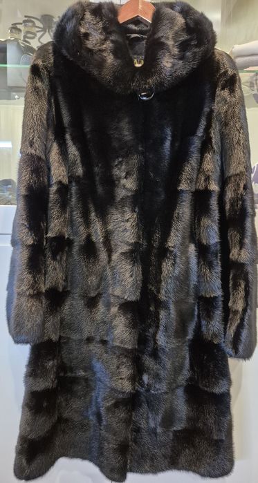 Продам норковую шубу в хорошем состоянии