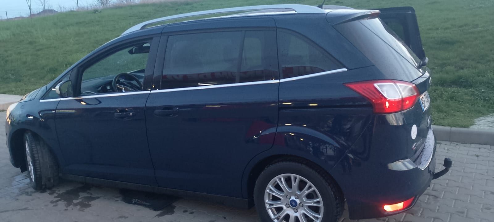 Vand ford grande c max 2011