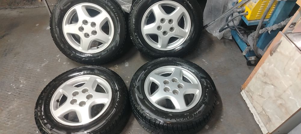 Шыны с дисками размер 205/65R15