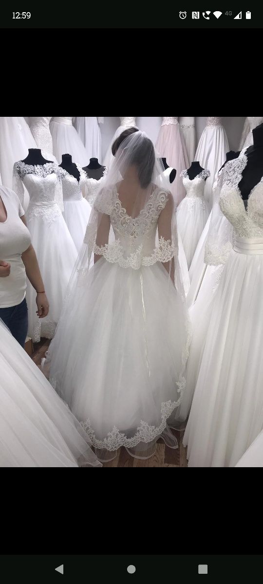 Rochie de mireasa mărime S