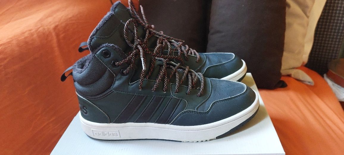 Adidas  HOOPS 3.0 MID WTR