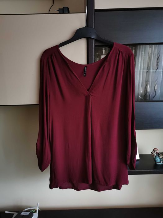 Oferta bluze petrecute/camasi rosii S Stradivarius, Bershka