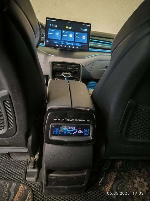 BYD tang 2022 yil Rangi qora