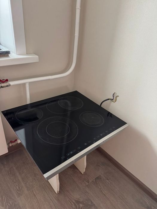 Продам варочную поверхность Ardo