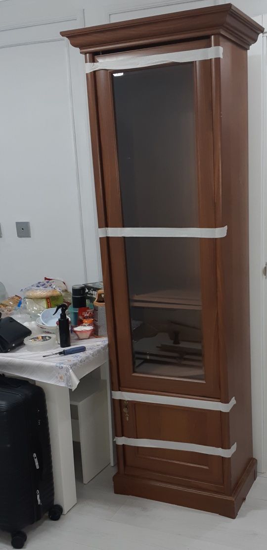 Продаётся шкаф, комод.