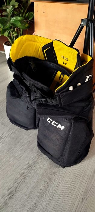 Продам Вратарские шорты