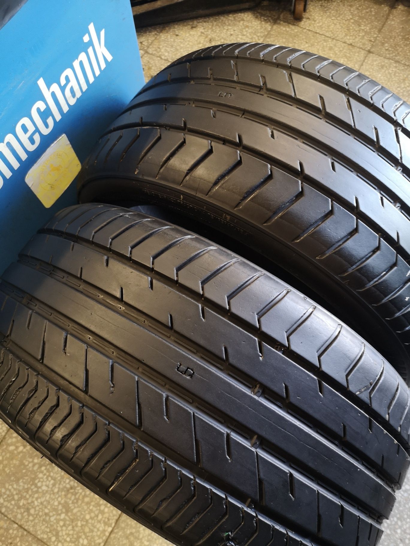 245 40 17 Z Tyres