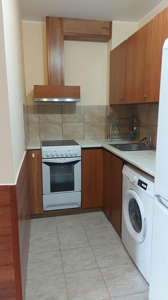 Дава се под наем Двустаен апартамент в София, Банишора - 80 кв.м за 549 € - Снимка #1