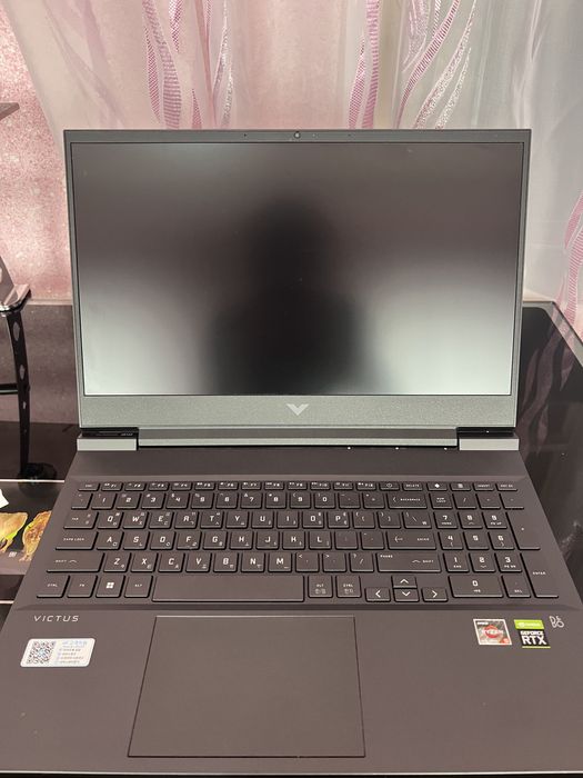 Notebook Hp Victus srochni