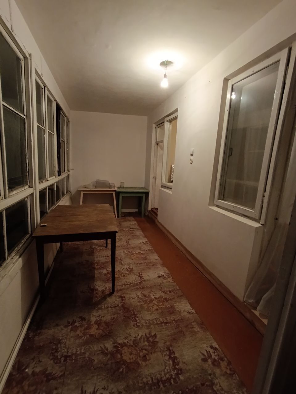 Аренда 2 ком квартира в 8 мкр 4 этаж