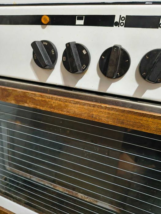 Готварска печка Мечта - запазена и работеща + подарък ТВ