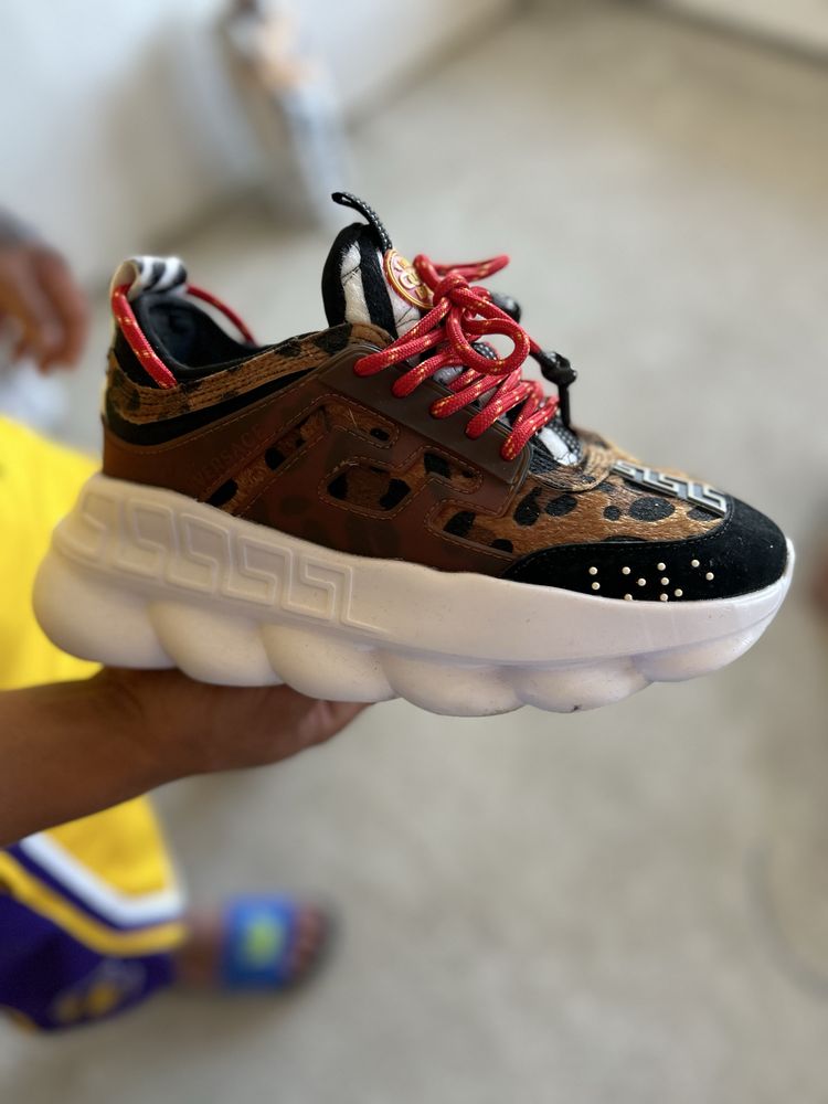 Versace chain reaction 41