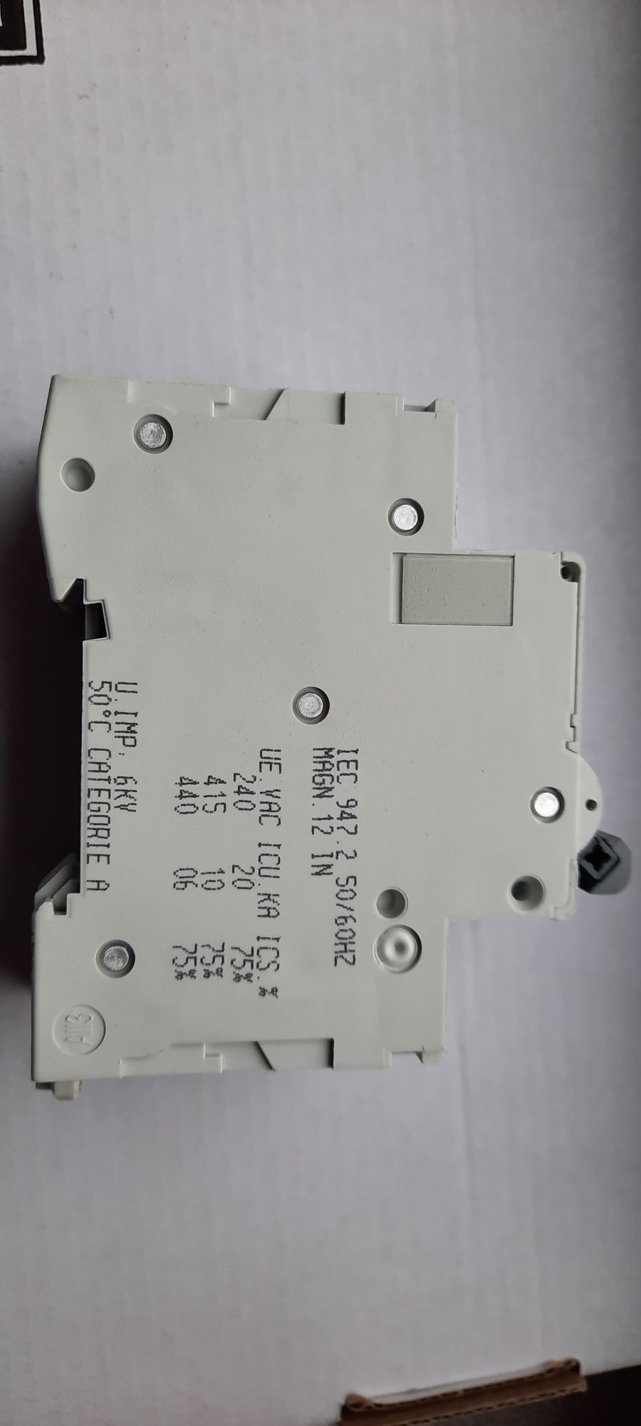 Vand siguranta automata Schneider 2P C60N