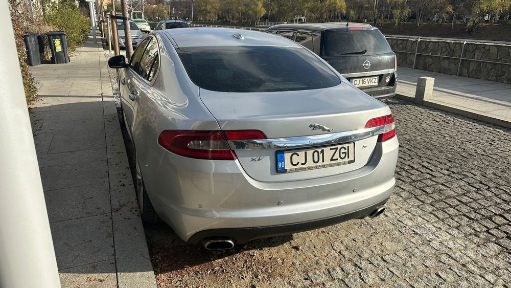 Jaguar XF In stare buna, service la zi(motor si cutie),50 km in ultimele 3 luni