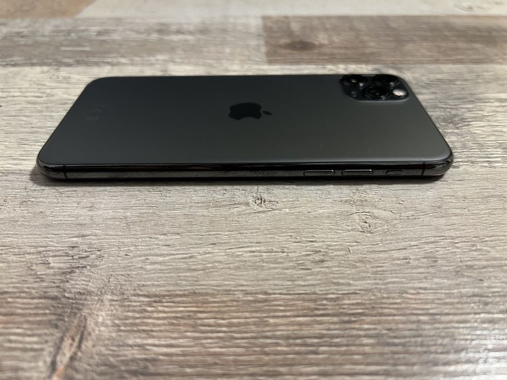 iPhone 11 Pro Max 64GB Space Gray Отличен!